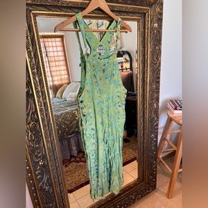 Vintage island girl jumper